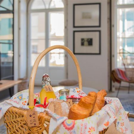 Liiiving In Porto - Luxury Beachfront Apartments エクステリア 写真