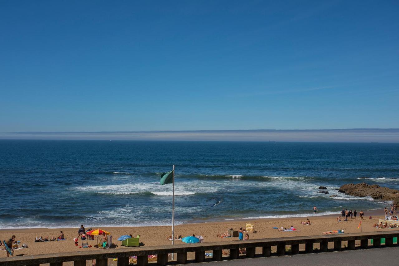 Liiiving In Porto - Luxury Beachfront Apartments エクステリア 写真