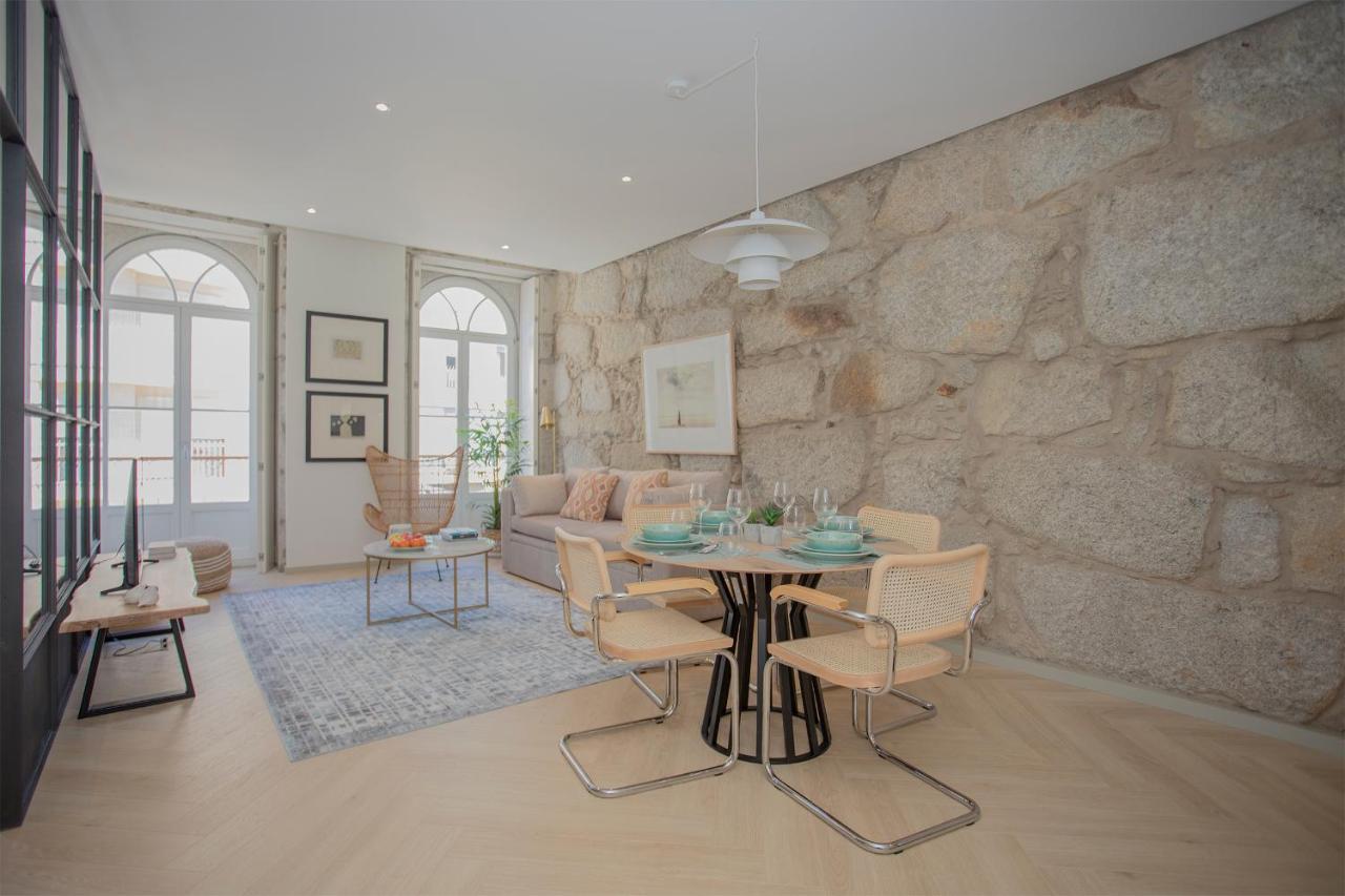 Liiiving In Porto - Luxury Beachfront Apartments エクステリア 写真
