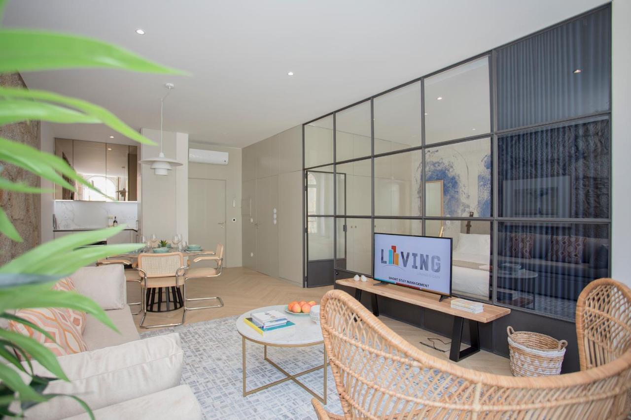 Liiiving In Porto - Luxury Beachfront Apartments エクステリア 写真