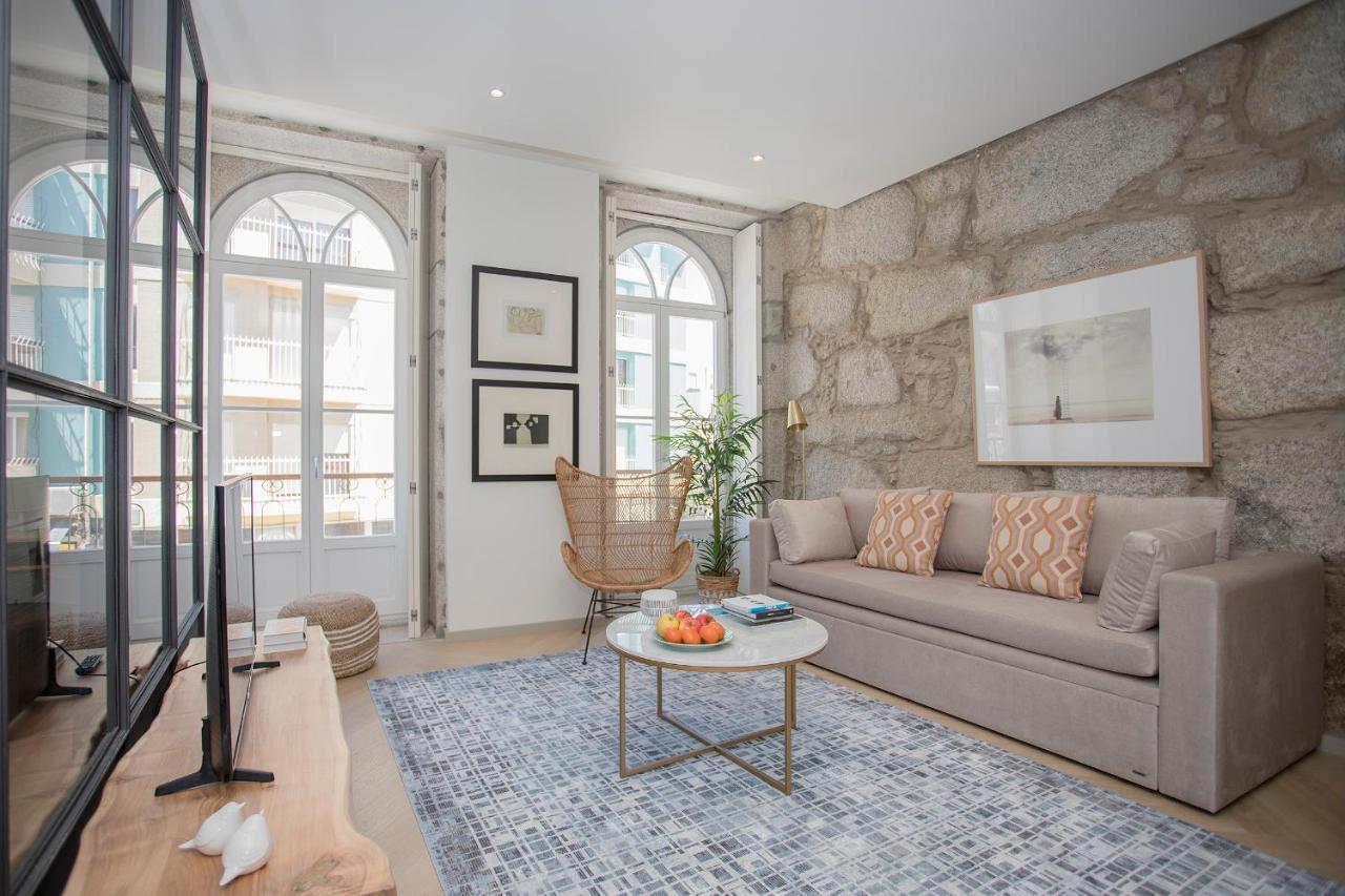 Liiiving In Porto - Luxury Beachfront Apartments エクステリア 写真