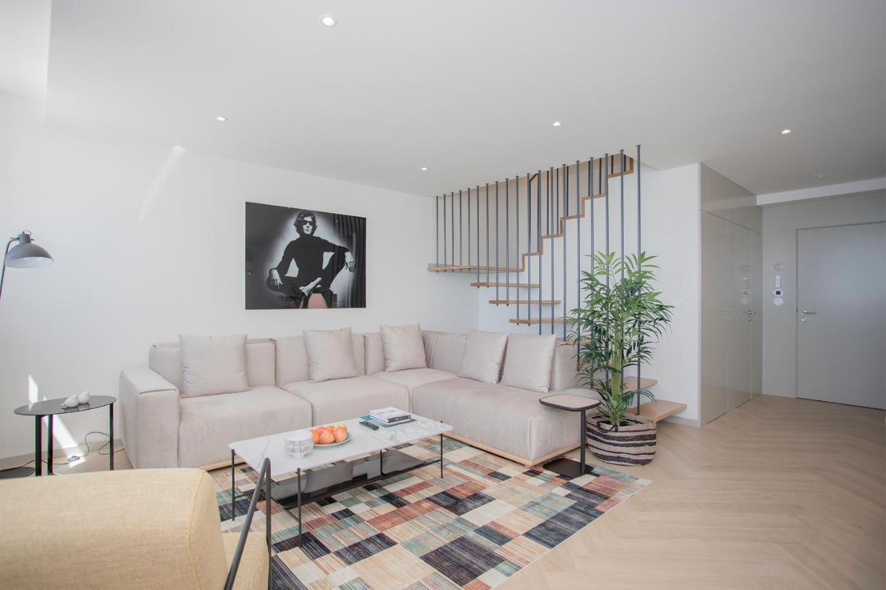 Liiiving In Porto - Luxury Beachfront Apartments エクステリア 写真