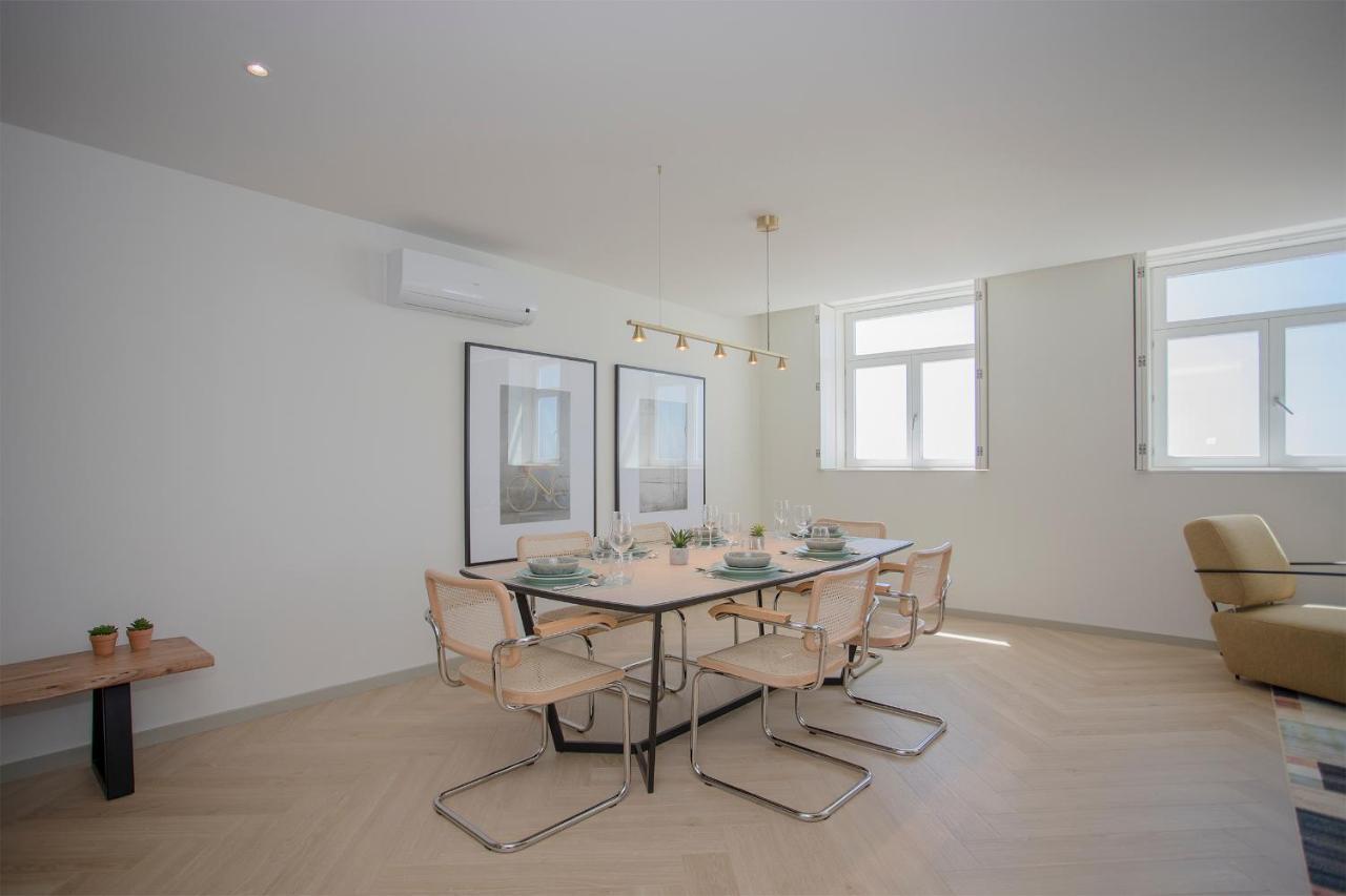 Liiiving In Porto - Luxury Beachfront Apartments エクステリア 写真