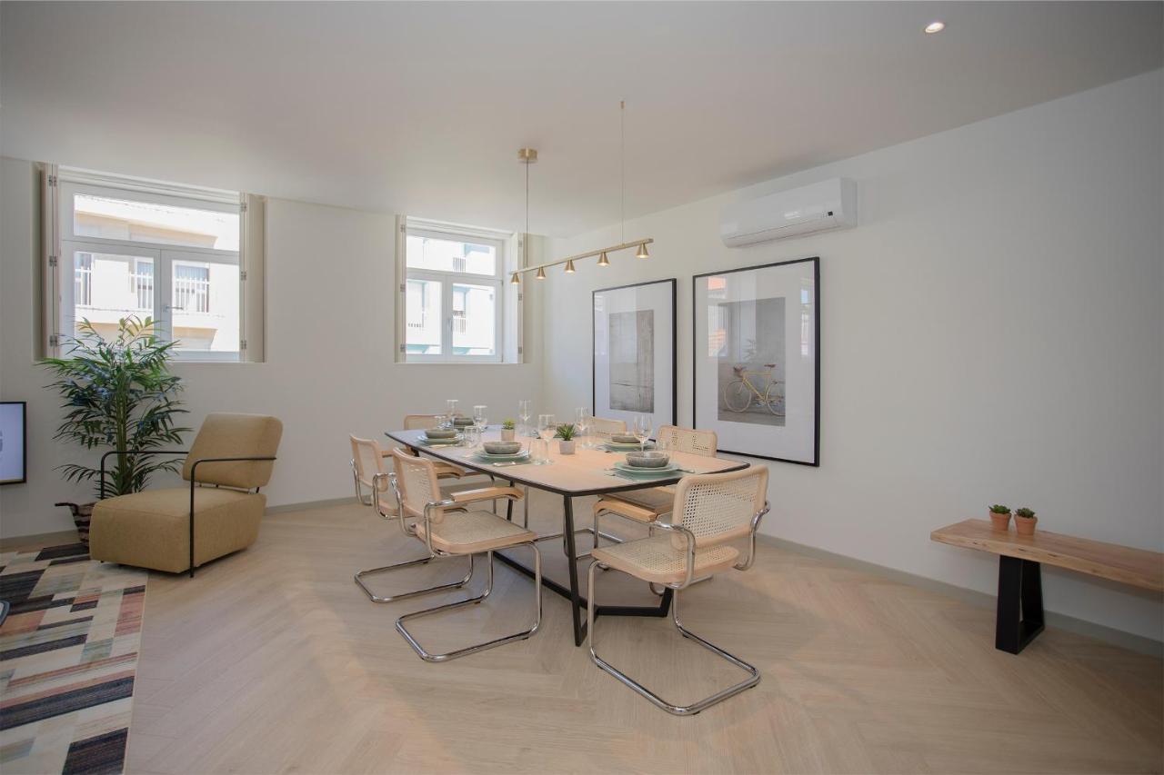 Liiiving In Porto - Luxury Beachfront Apartments エクステリア 写真